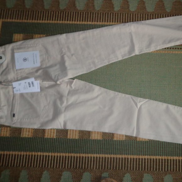 NWT BOGNER Julie-C Slim Fit Jeans 27 Beige Zip Button Closure Pockets Stretch - Picture 3 of 13